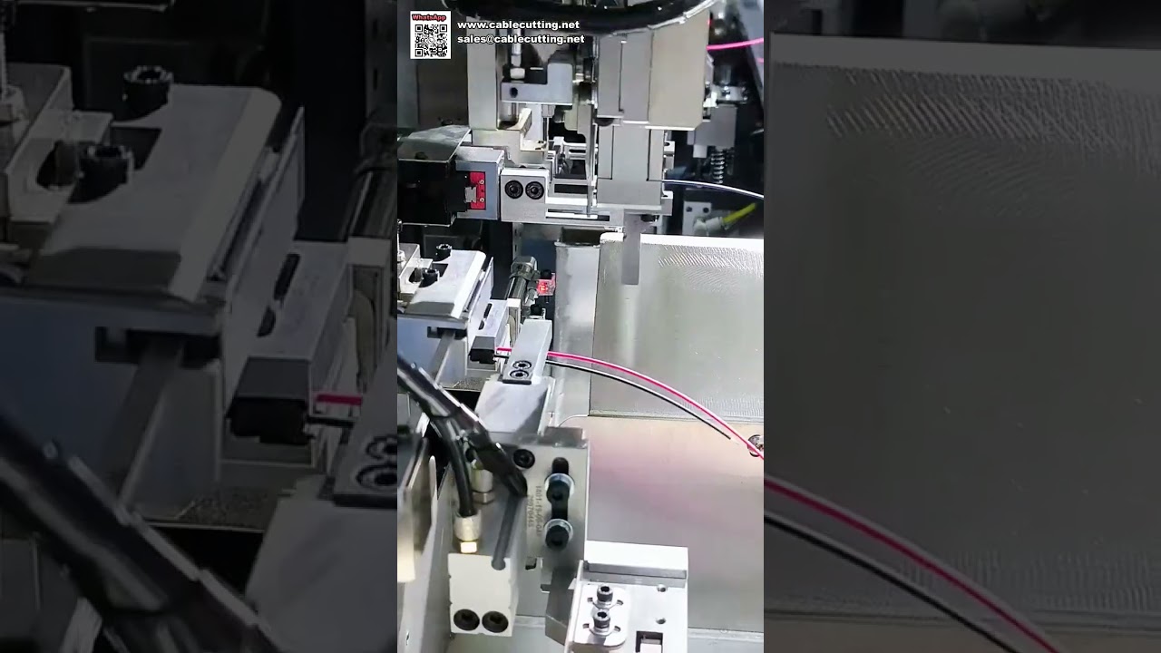 Fully Automatic Plastic Housing Connector Insertion Wire Harness Processing Machine - Shorts