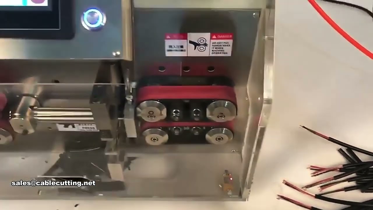 Sheath Pvc Internet Cable Auto Multi Core Wire Cable Cutting And Stripping Machine