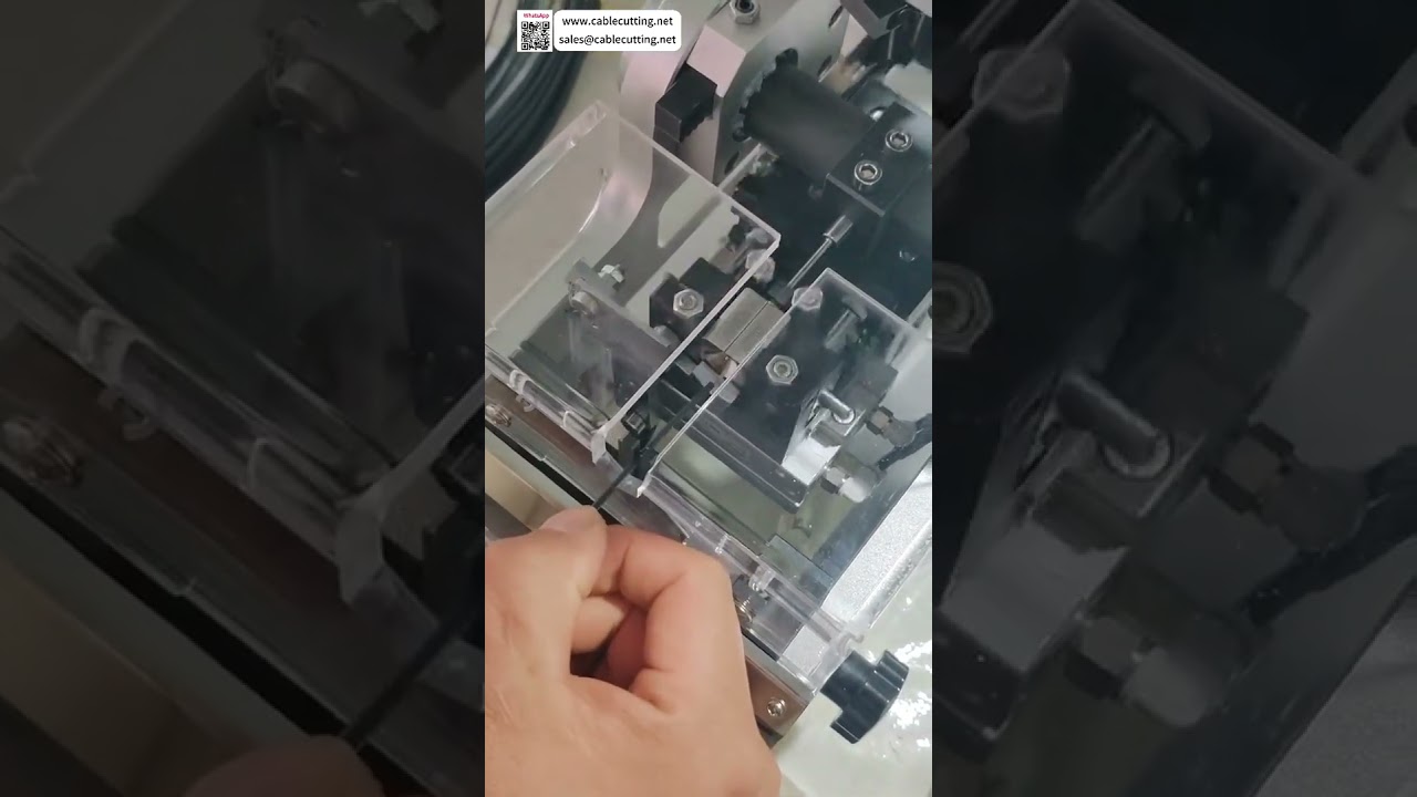Automatic Weather Seal Insertion Machine  Precision Waterproof Plug Assembly Processing Tool - Shorts