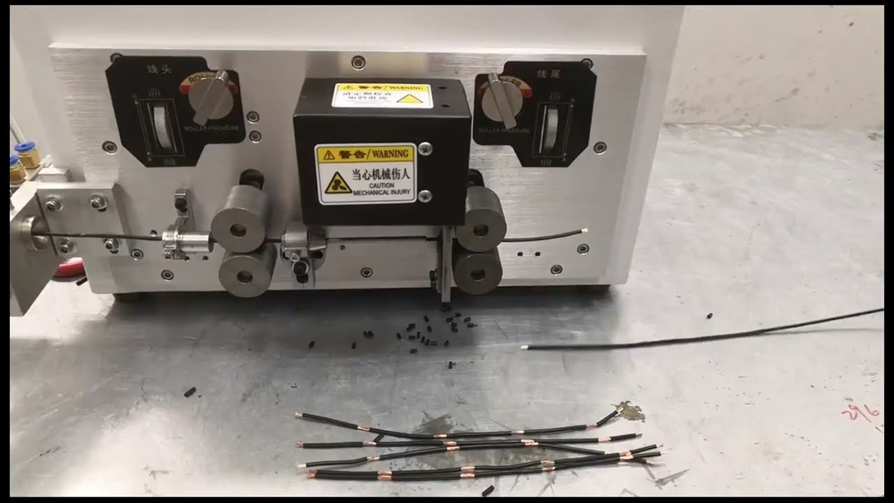 Fully Automatic Sheath Type Cutting And Stripping Machine