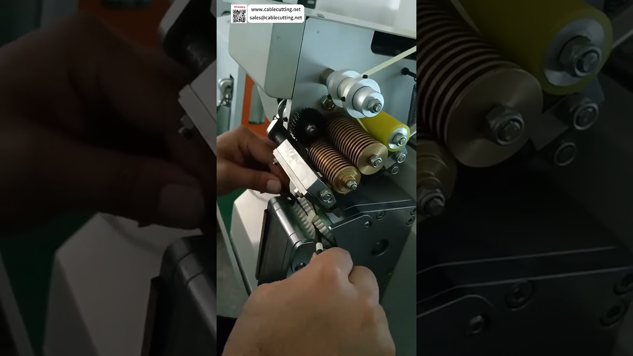 Electric Spot Tape Wrapping Machine  Compatible with Masking Tape and Various Adhesives - Shorts