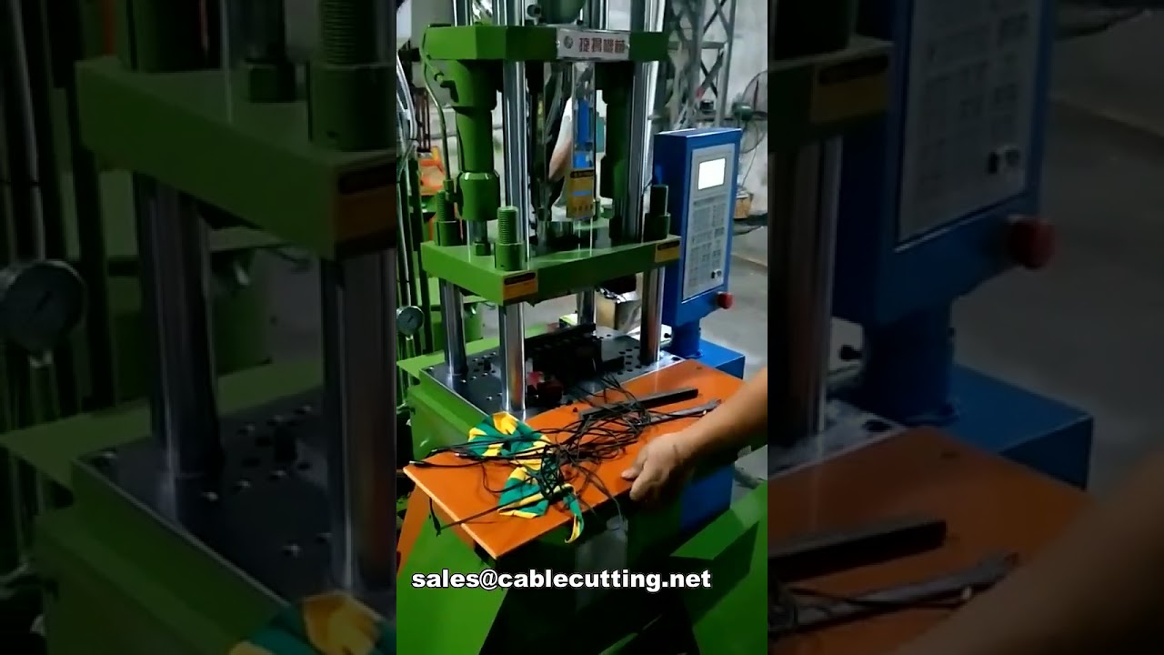 phone cable wire injection moulding machine