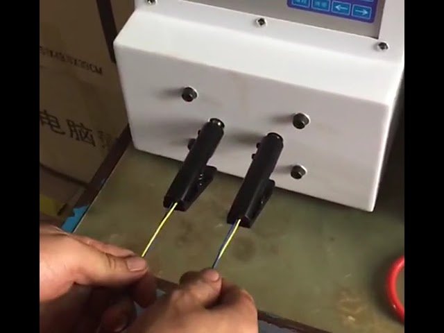 銅線絞線機｜可攜式編織絕緣線與扭絞線纜連接器