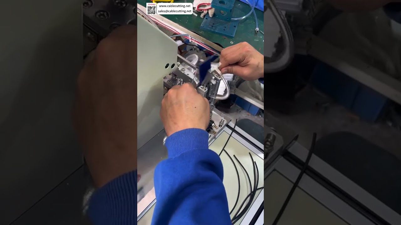 Servo Motor Wire Folding Labeling Machine  High Speed Reliable Tag Application Processing - Shorts