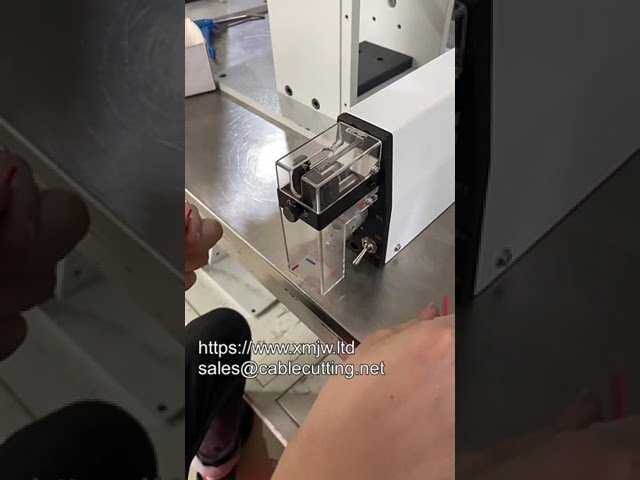 WPM 210 - Ilmatoiminen pieni PVC-silikonikuparilangan kuorintatyökalu ilmaisella toimituksella