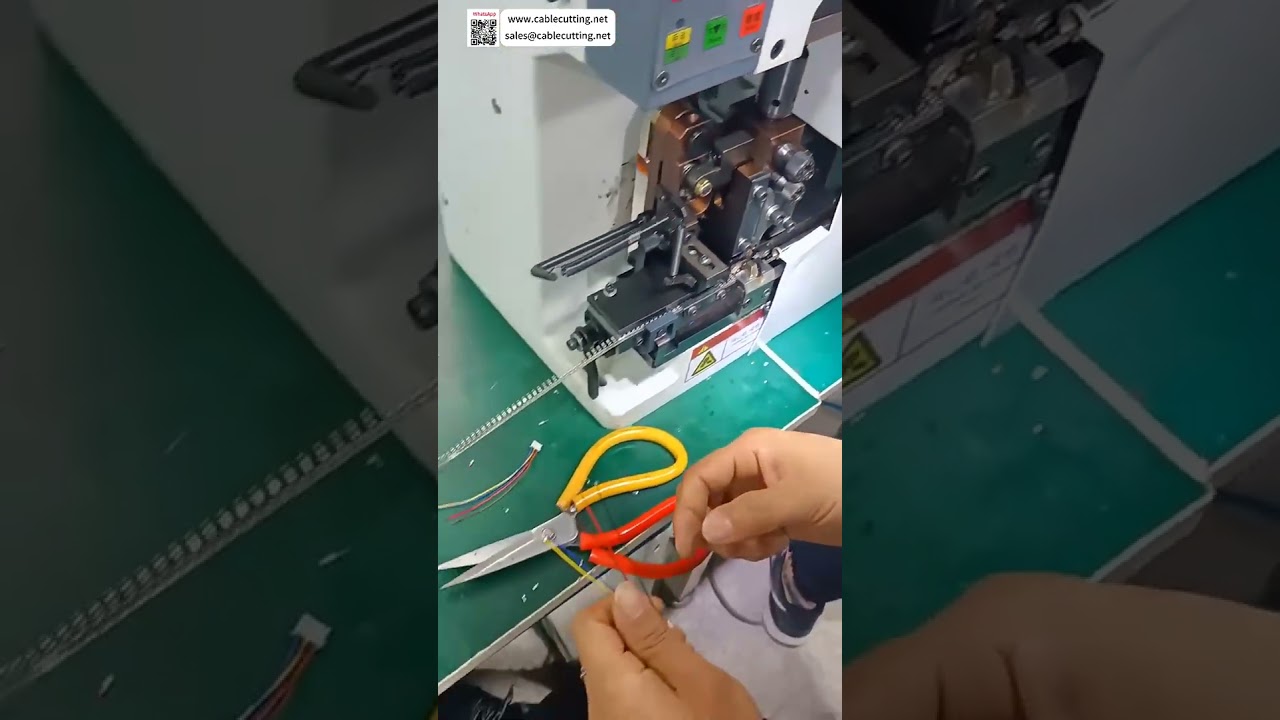 Pure Electric Strip & Crimp Machine  Eco Friendly Air Free High Speed Terminal Processing - Shorts