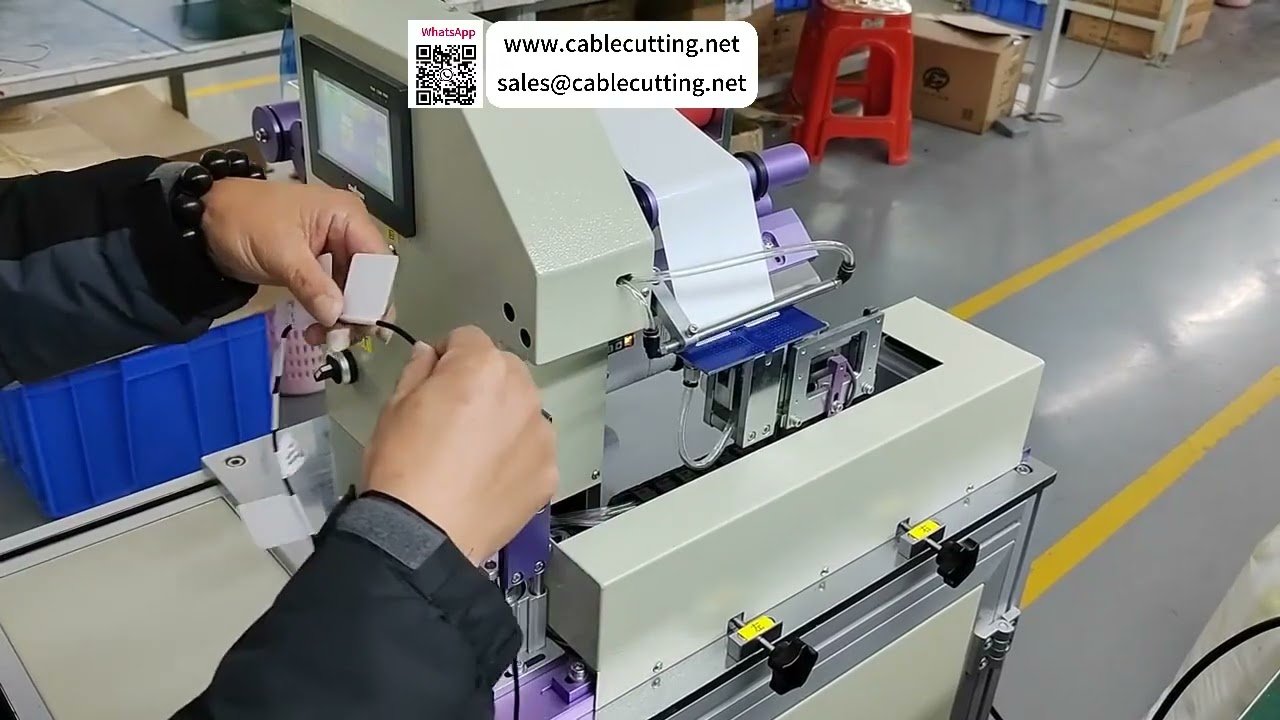 Wire Folding Labeling Machine for 40x80mm Labels  High Precision Fast Cable Tagging Equipment