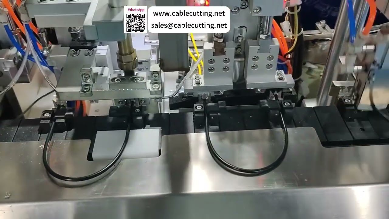 全自動USB焊接機 多機操作適用於自動化線纜生產線