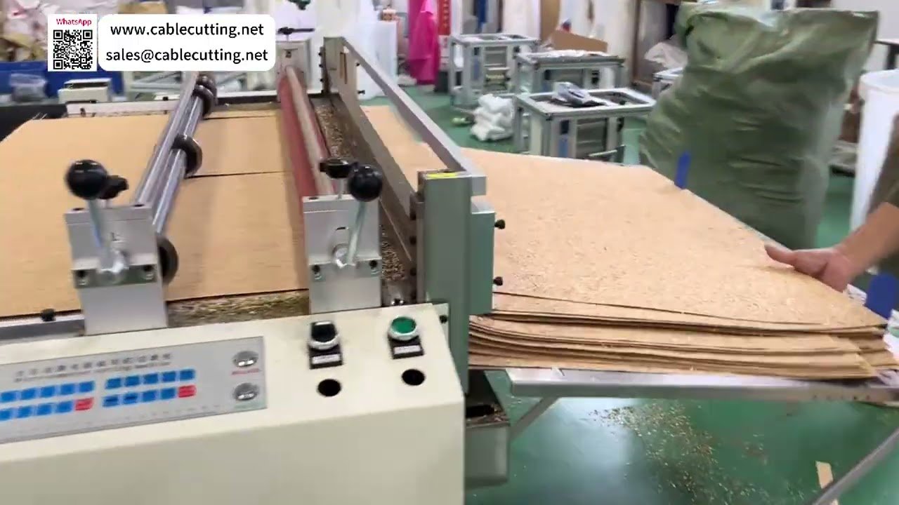 Multifunktionell arkklippnings- och upprullningsmaskin med webbklippningsutrustning för professionella driftsset
